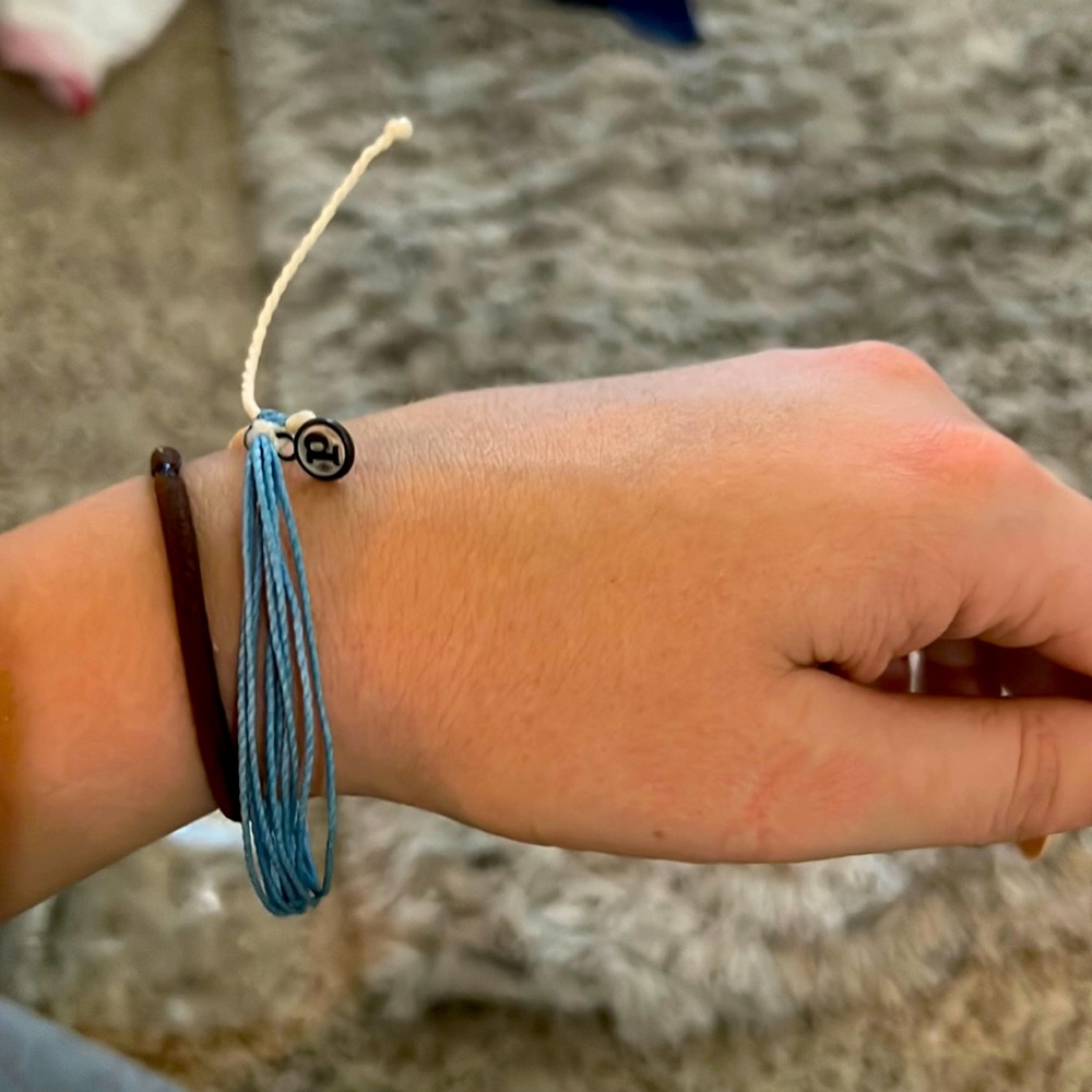 Cute blue bracelet with little letter embroidered